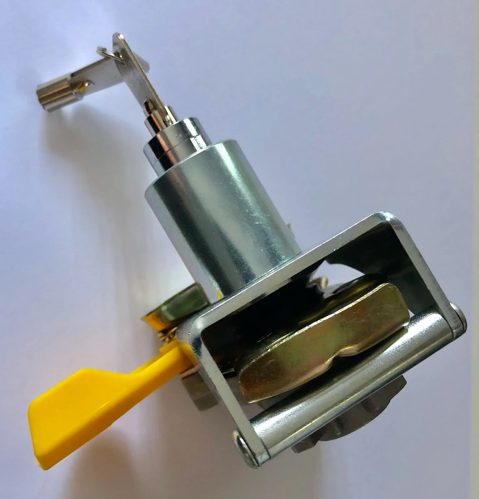 Palm Coupling Locks